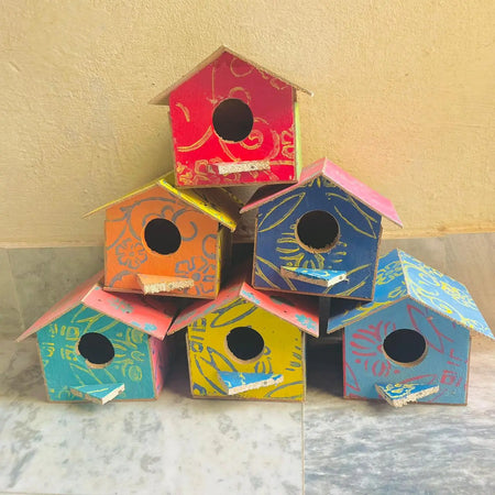 Pack of 10 Wooden Bird Huts – Sparrow Nesting Houses (Regular Size)