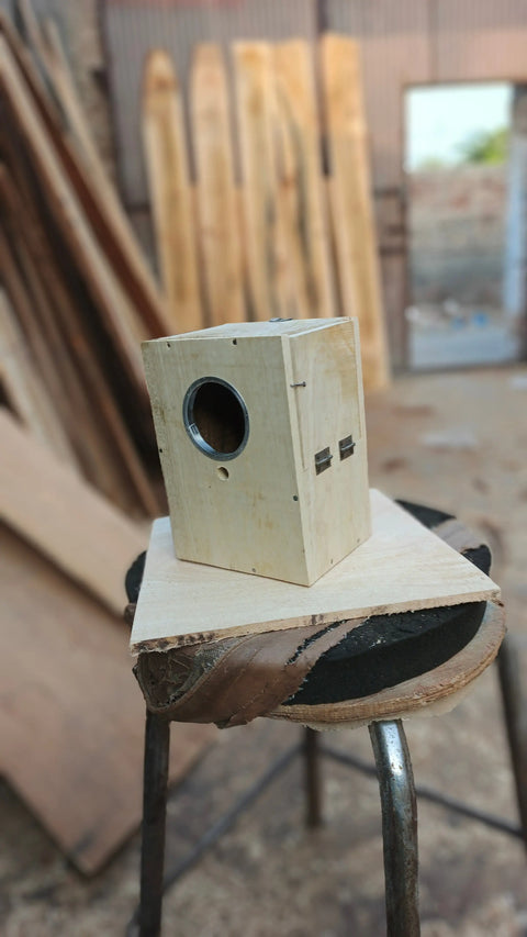 Pack of 5 Breeding box for budgies in mango wood 8x6x5